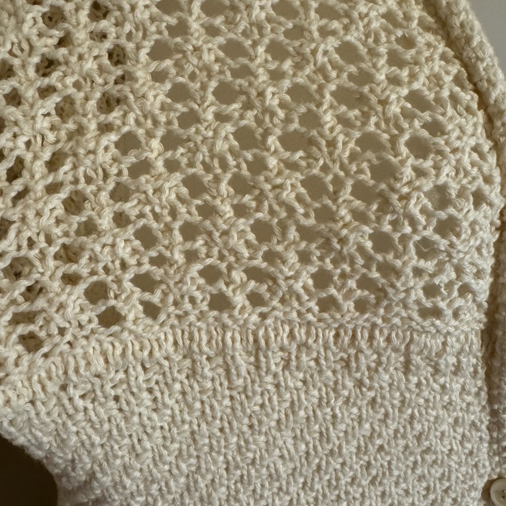 NEW American Eagle  Cream Women's Spring/Summer Sweater  SMALL    #U - Picture 7 of 11